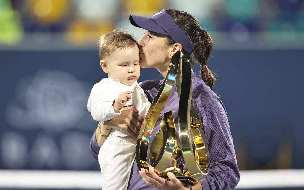 开云体育官网-科维托娃在中国队比赛中晋级下一阶段,险胜引发热议!比赛高潮迭起-开云体育官网